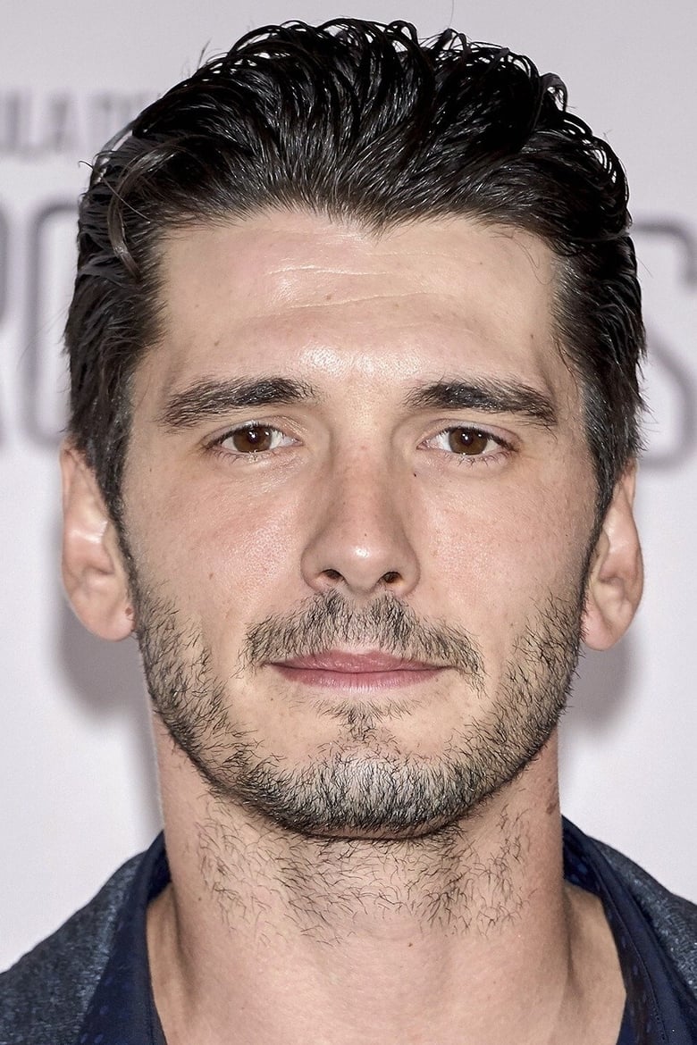 Portrait of Yon González