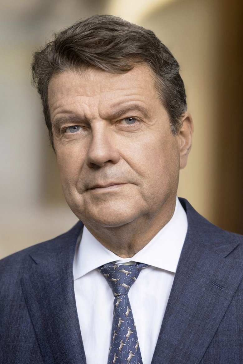 Portrait of Colm Kelleher