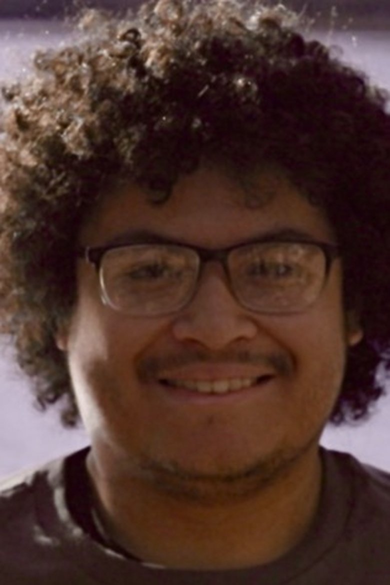 Portrait of Ethan Figueroa