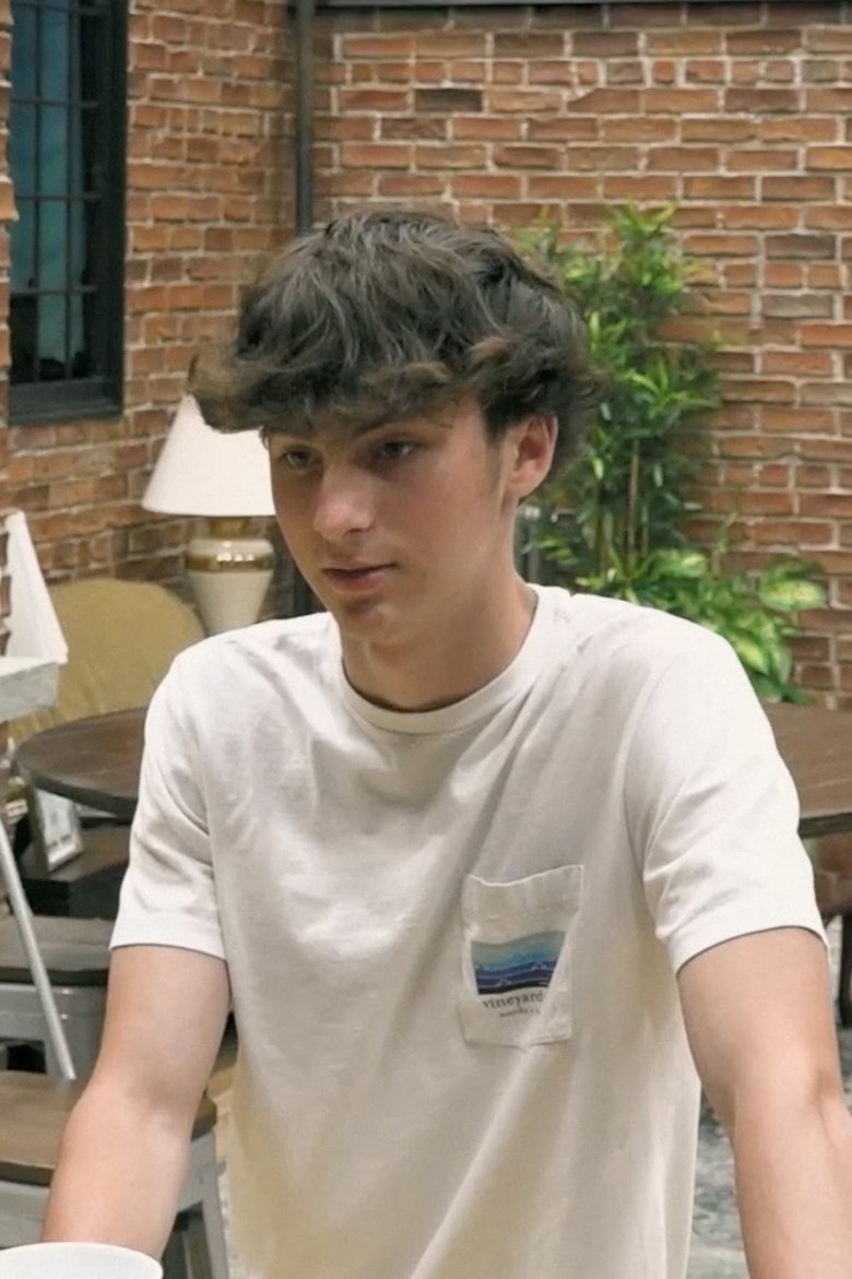 Portrait of Brandon Peppinghaus
