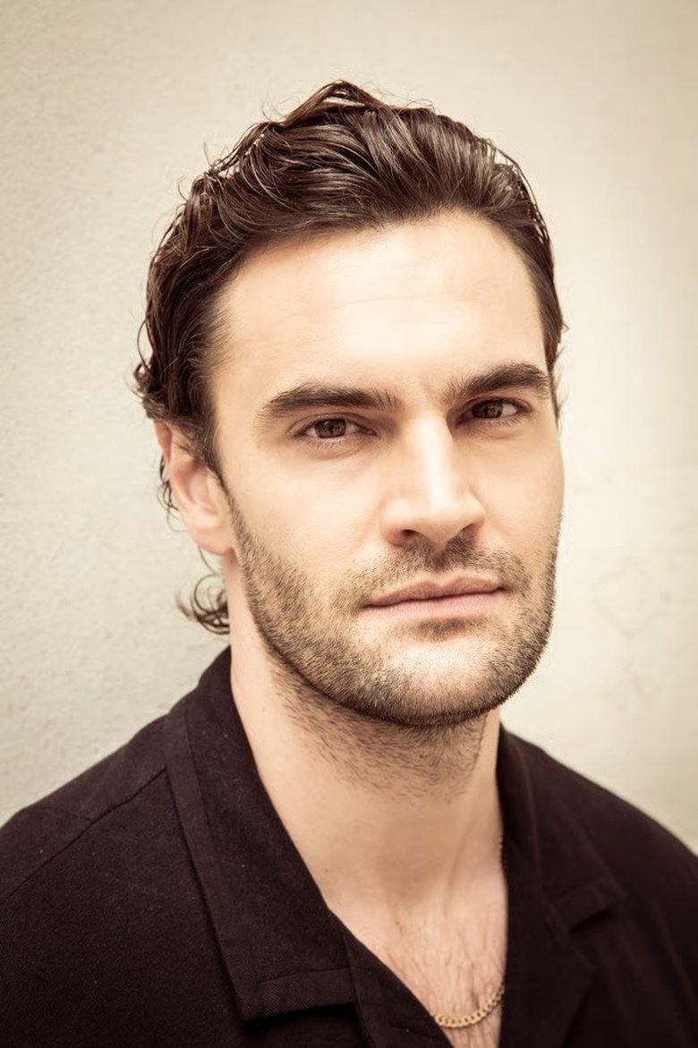 Portrait of Tom Bateman