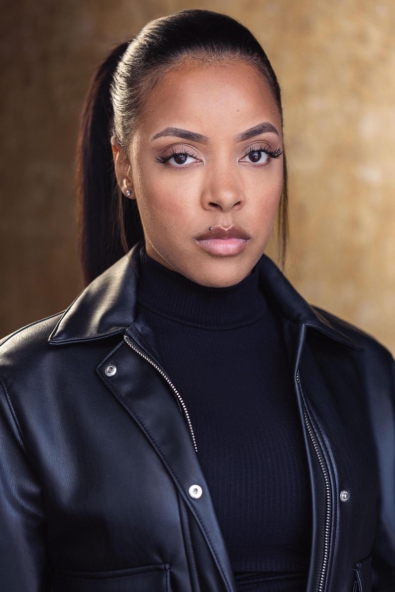 Portrait of Cortney Elise