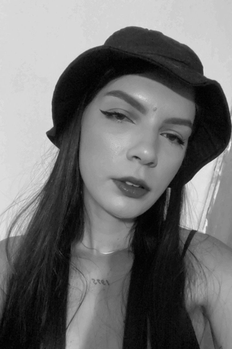 Portrait of Amanda Cezario