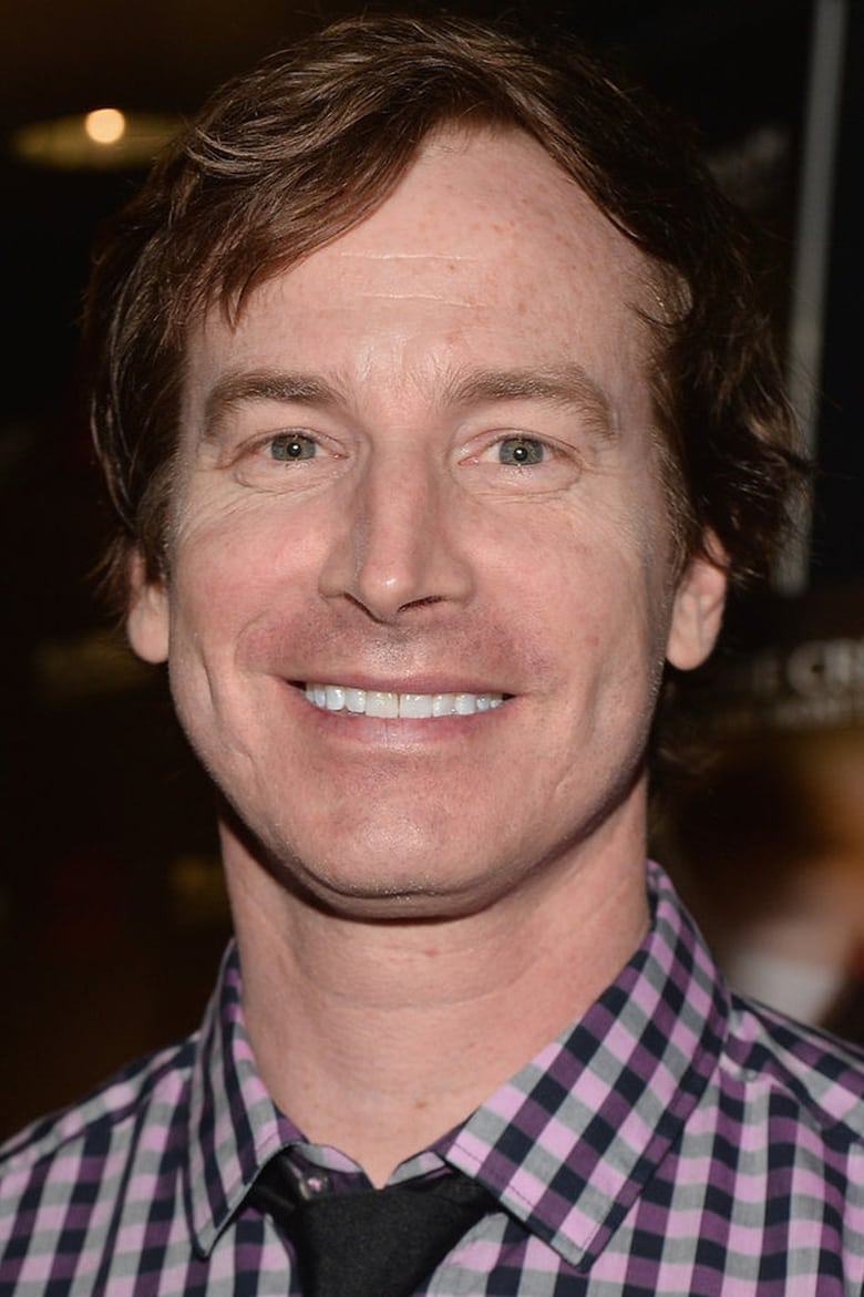 Portrait of Rob Huebel