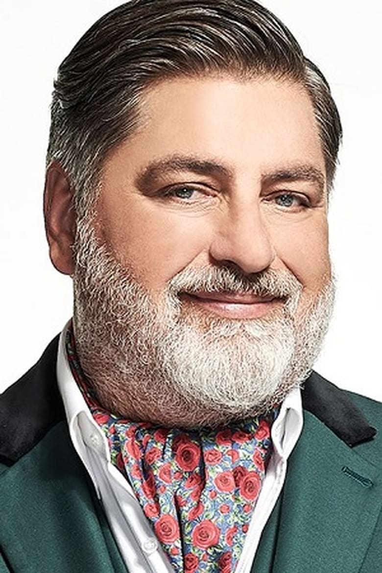 Portrait of Matt Preston