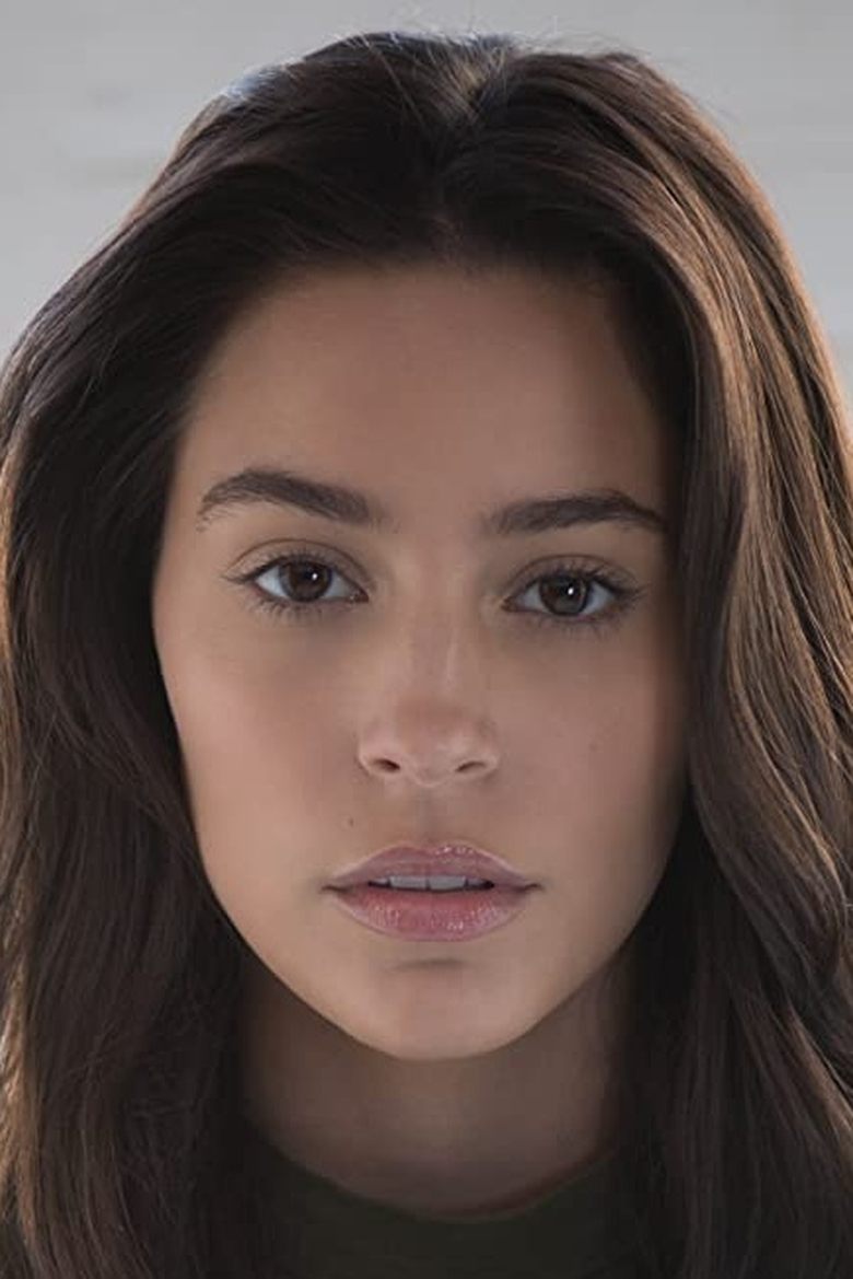 Portrait of Alexxis Lemire