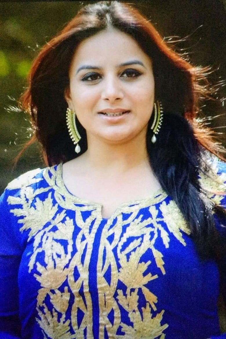 Portrait of Pooja Gandhi