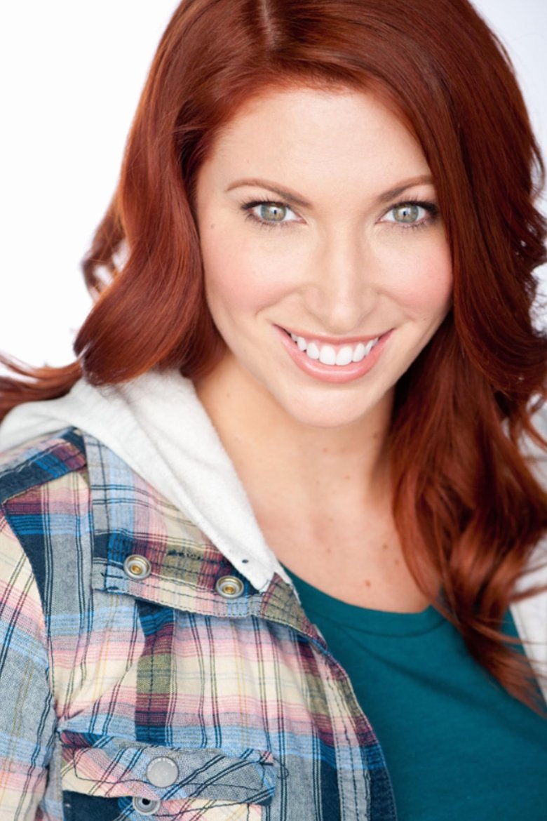 Portrait of Macee Binns
