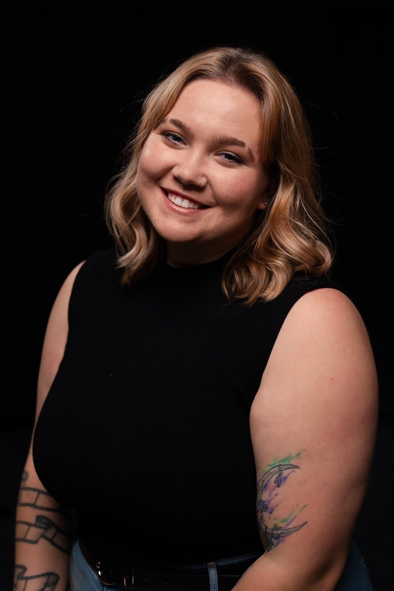 Portrait of Madison Lawing