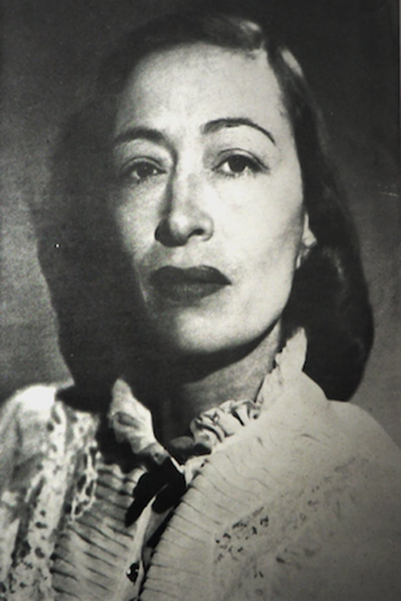 Portrait of Lupe Carriles