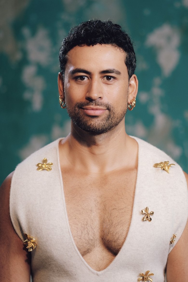 Portrait of Todd Karehana
