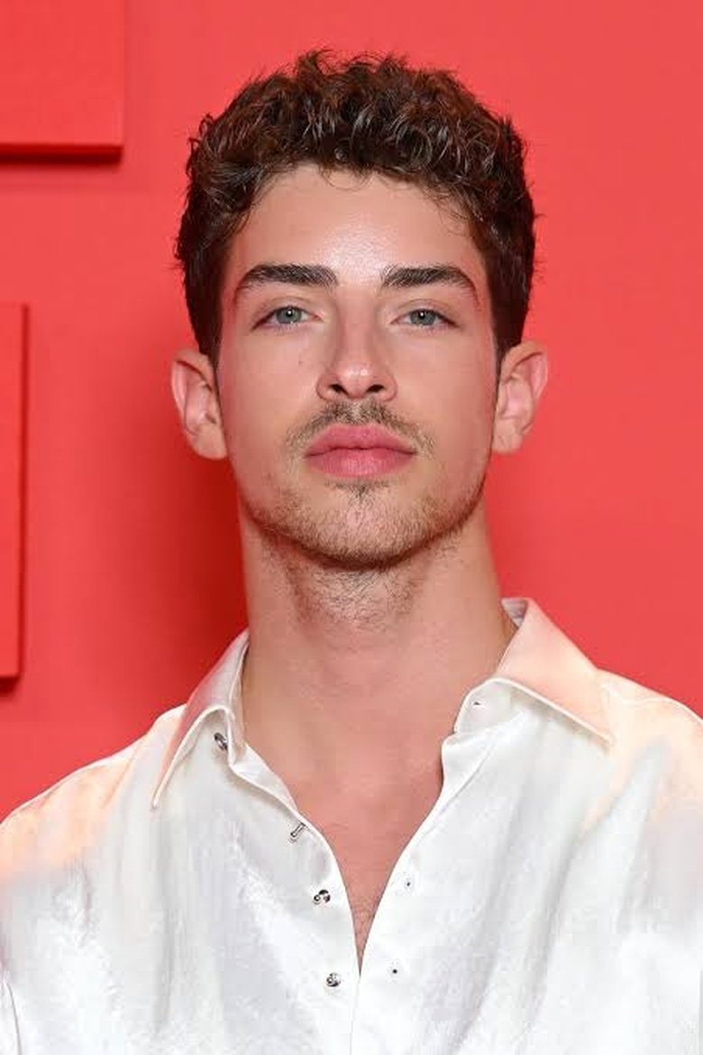 Portrait of Manu Ríos