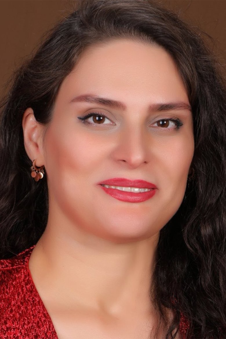 Portrait of Hana Kamkar