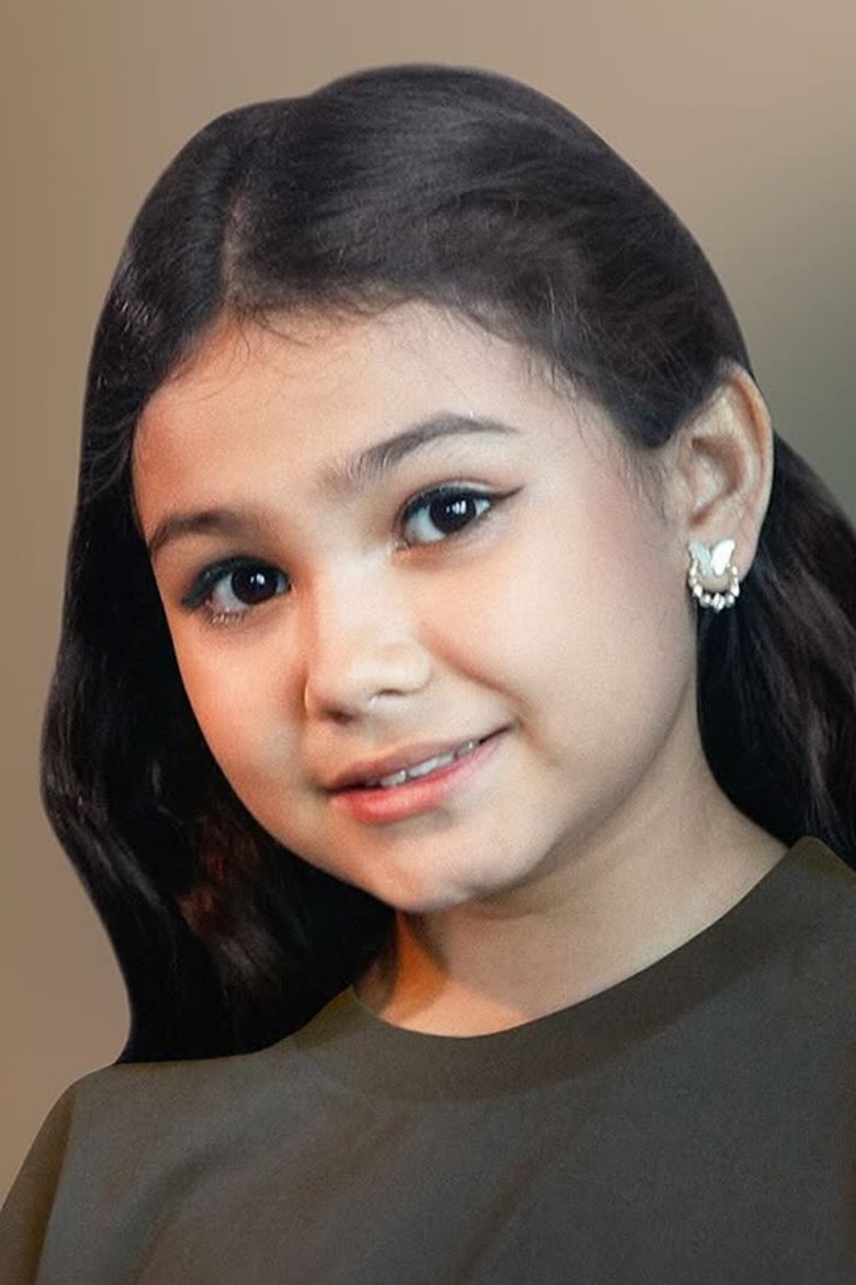 Portrait of Rachel Mikhalya Santos