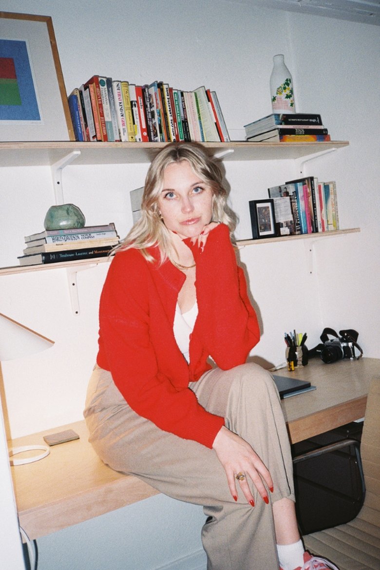 Portrait of Elizabeth Archer