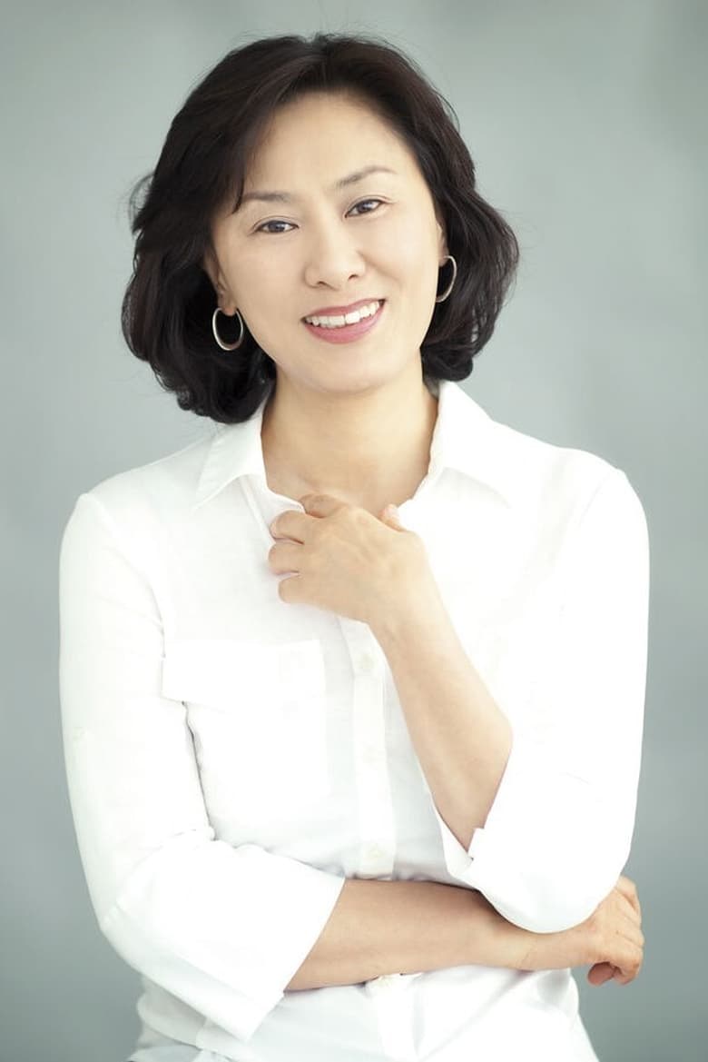 Portrait of Bae Jeong-mi