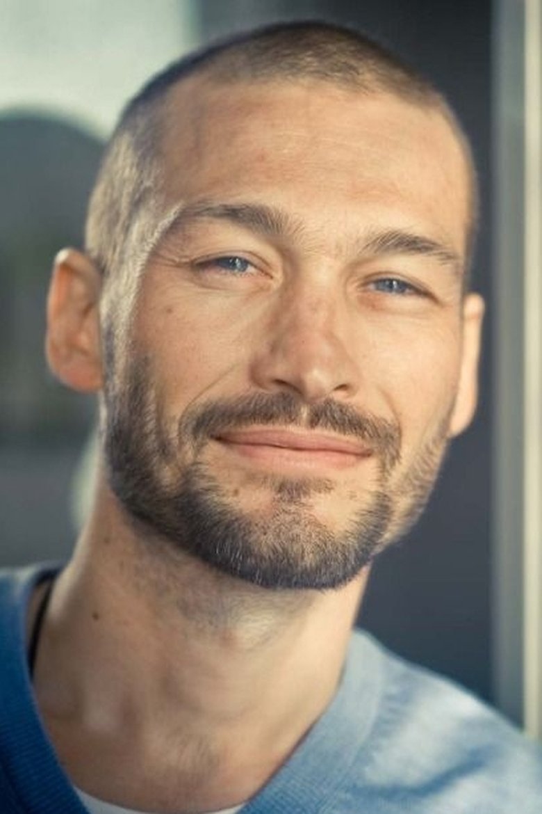 Portrait of Andy Whitfield