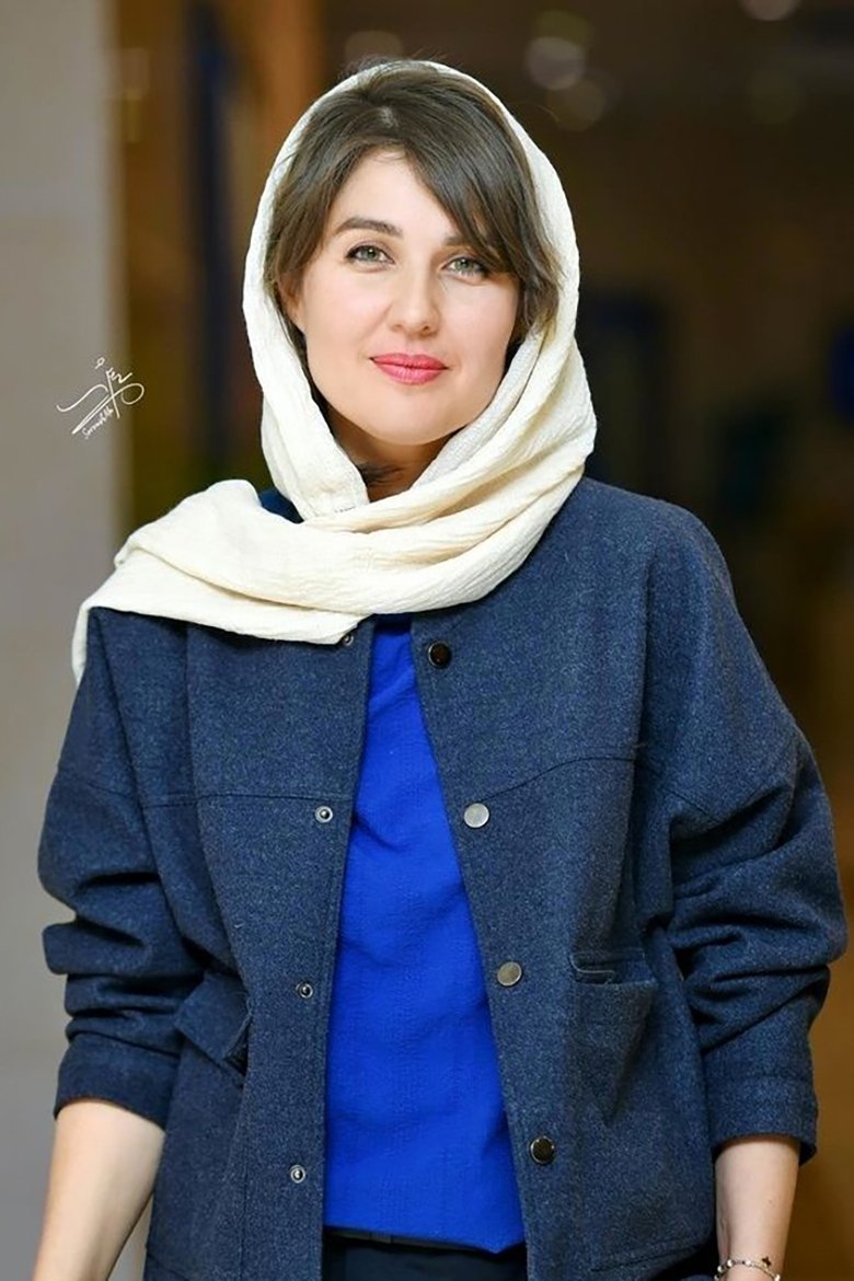 Portrait of Gloria Hardi