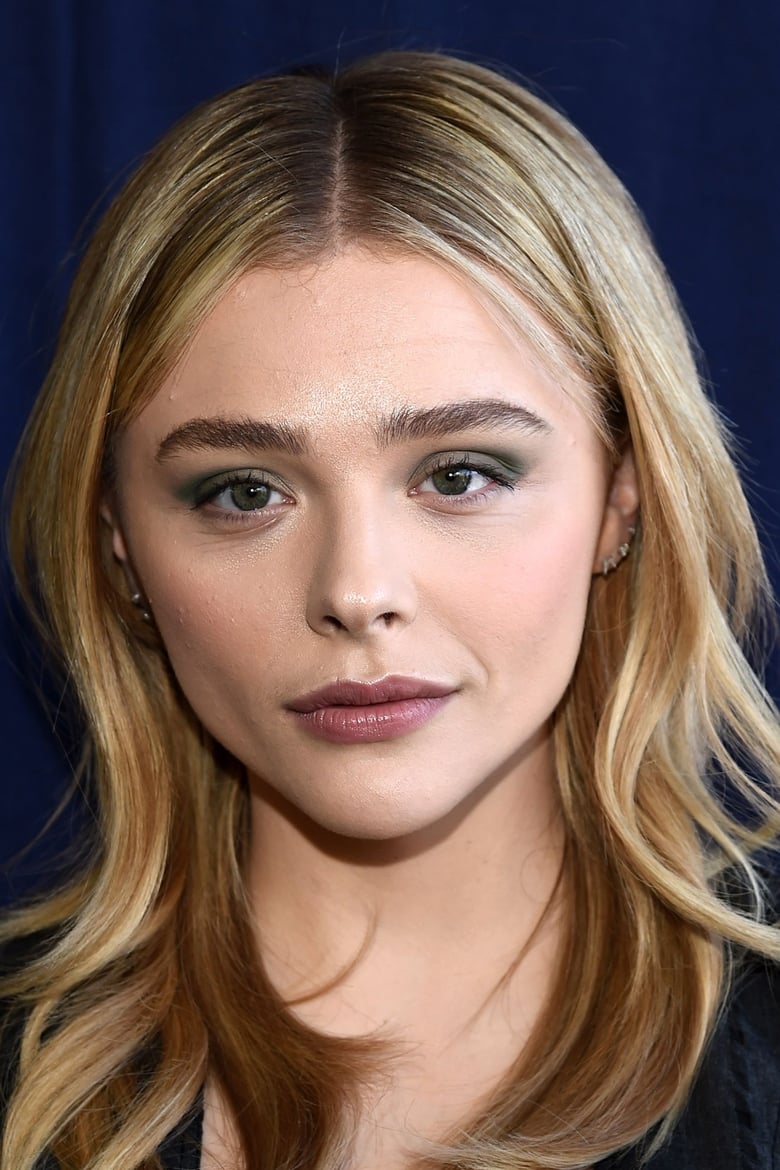 Portrait of Chloë Grace Moretz