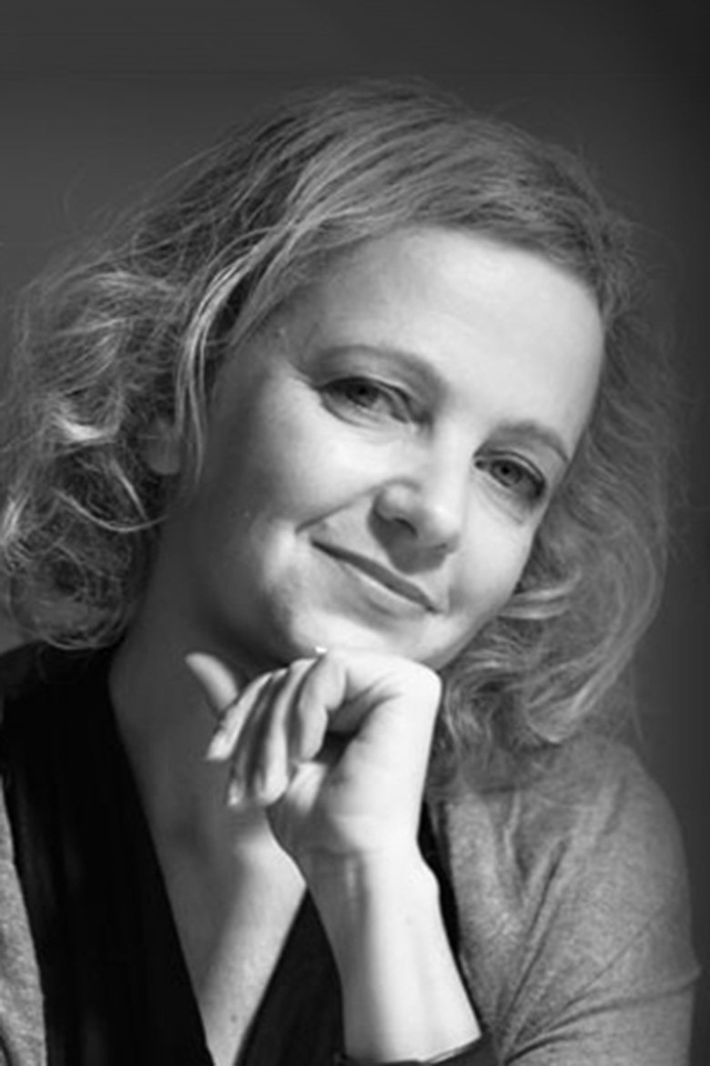 Portrait of Vicky Thalassinou