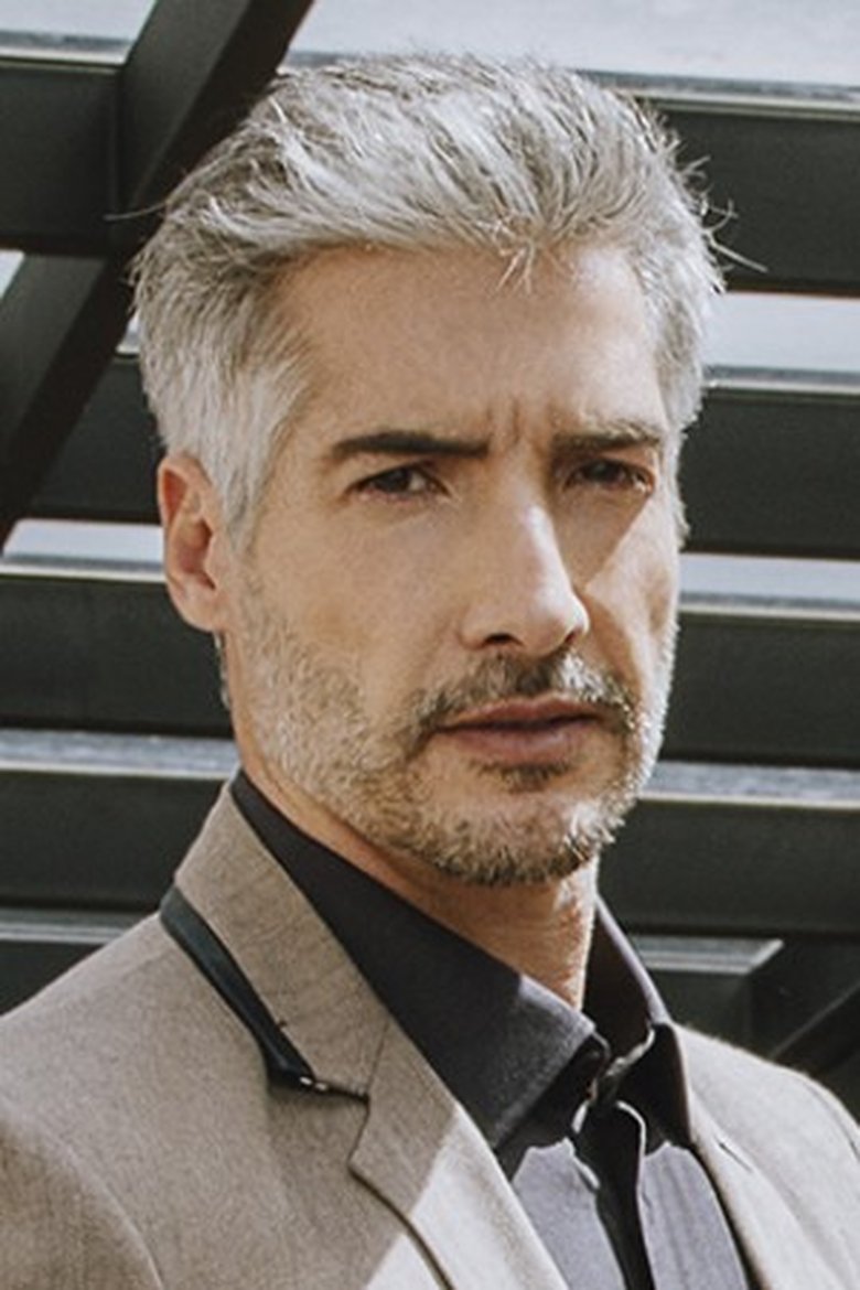 Portrait of Paulo Leroy