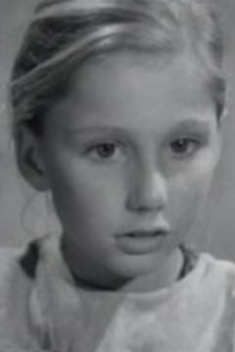 Portrait of Carla Challoner