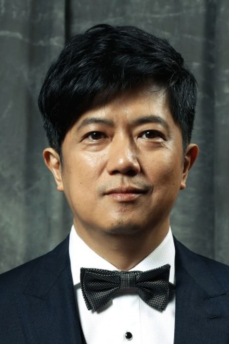 Portrait of Chris Hou