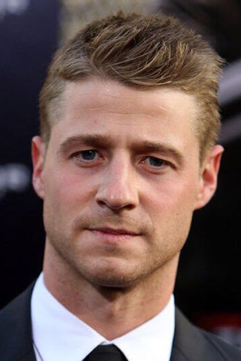 Portrait of Ben McKenzie