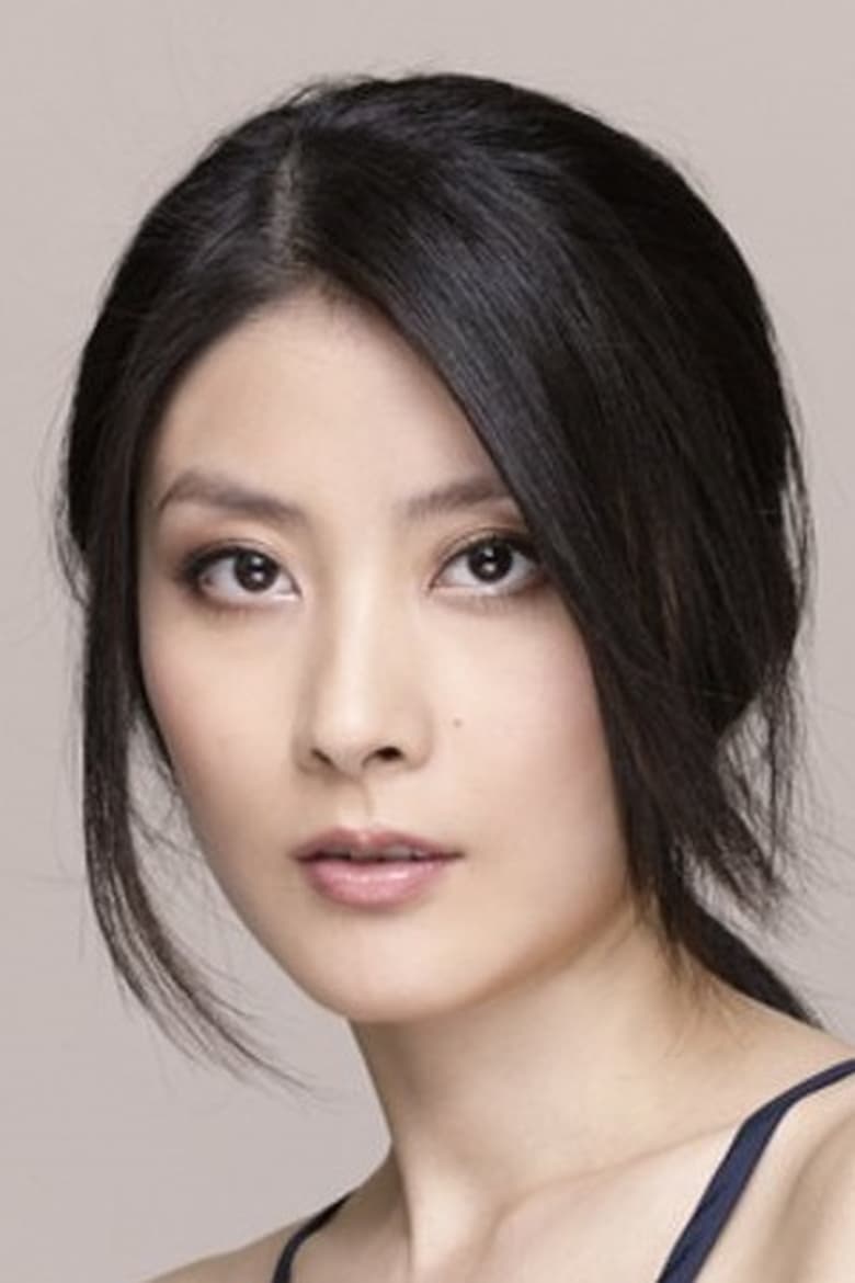 Portrait of Kelly Chen