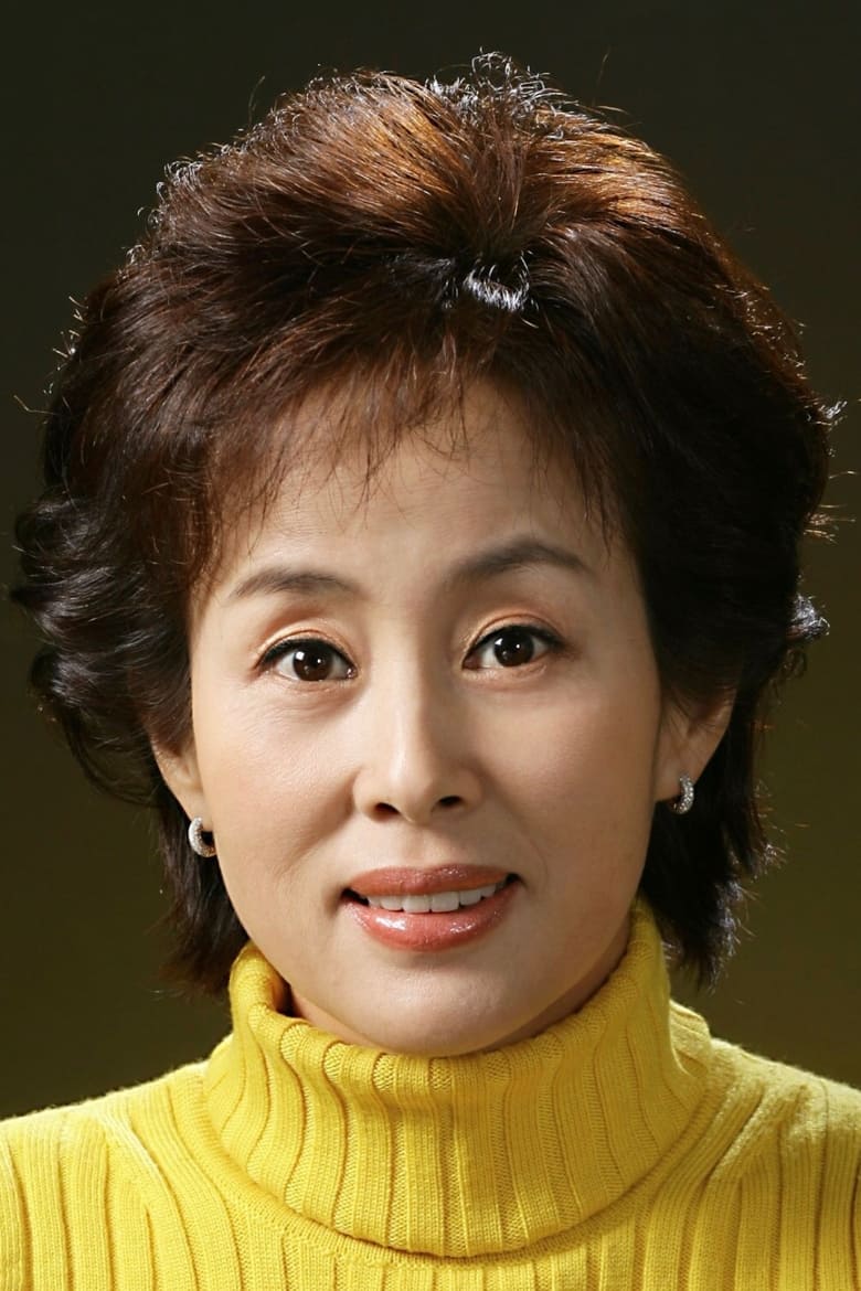 Portrait of Lee Kyung-jin