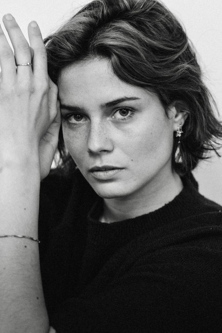 Portrait of Malou Mullier