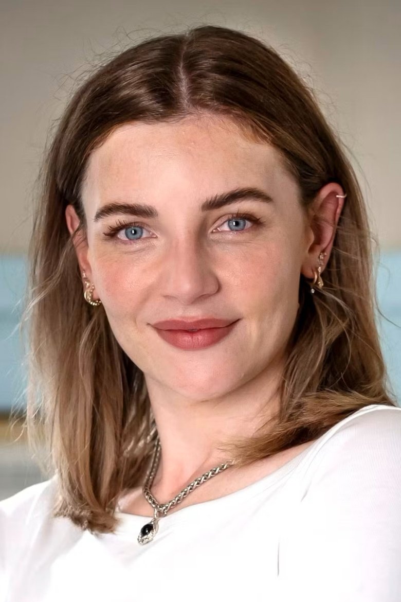 Portrait of Molly Egelind