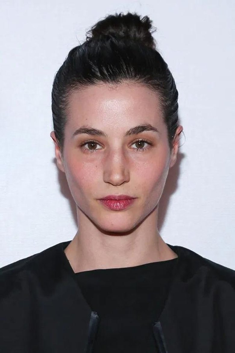 Portrait of Elisa Lasowski