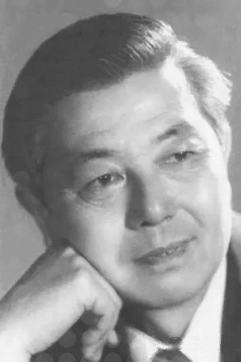 Portrait of Junfu Lu