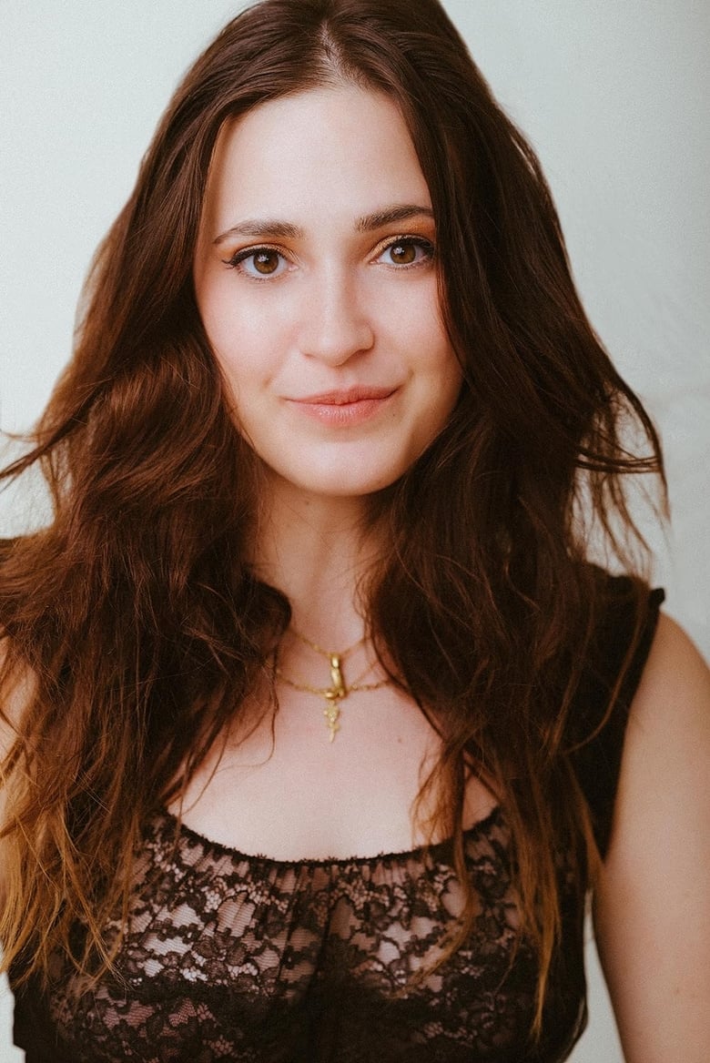 Portrait of Rachel Deutsch