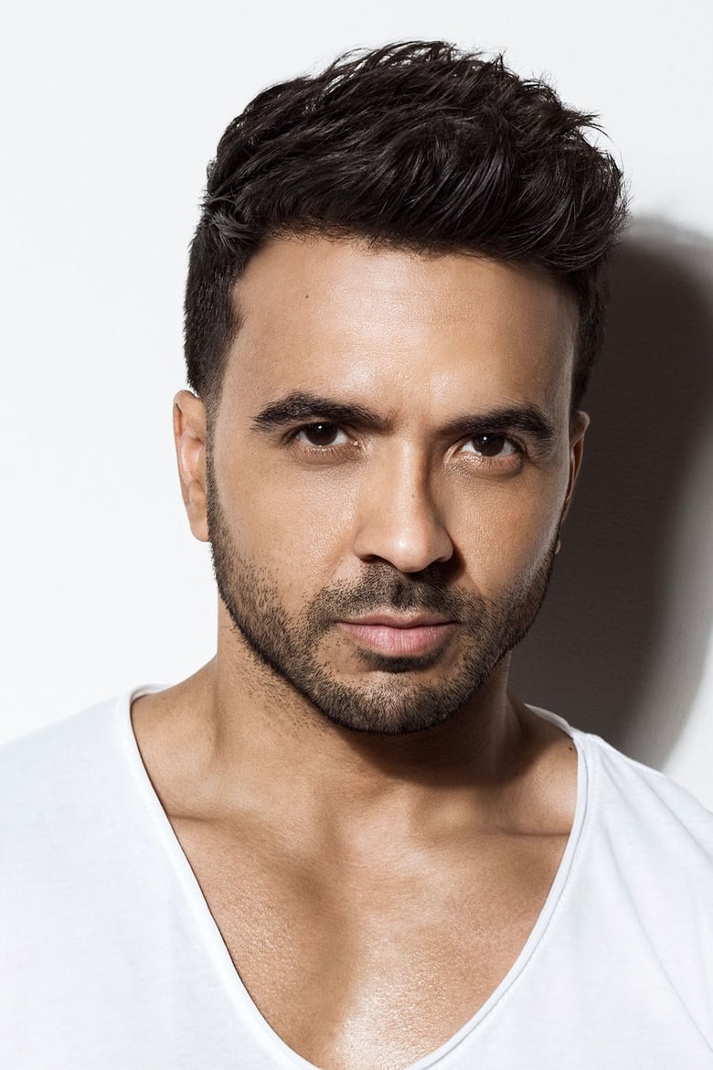 Portrait of Luis Fonsi