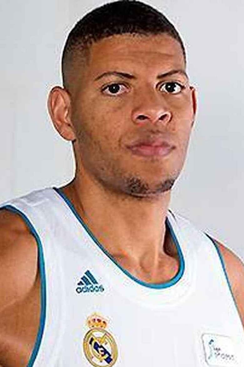 Portrait of Edy Tavares