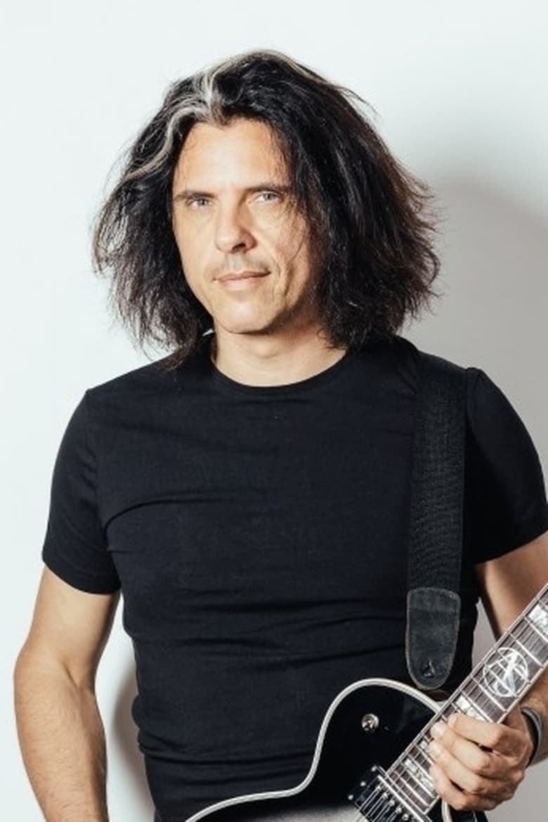 Portrait of Alex Skolnick