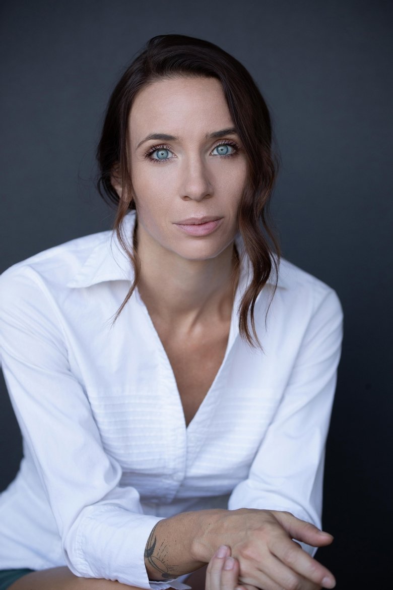 Portrait of Jess Weaver