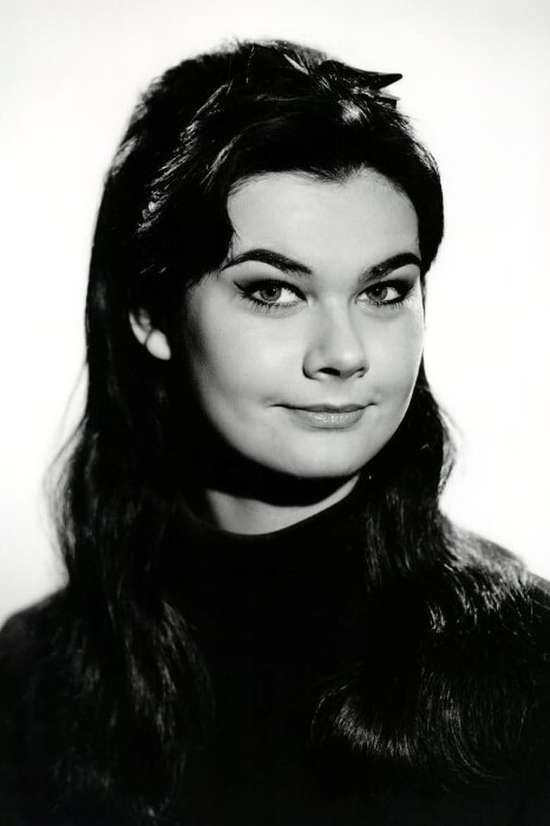 Portrait of Imogen Hassall