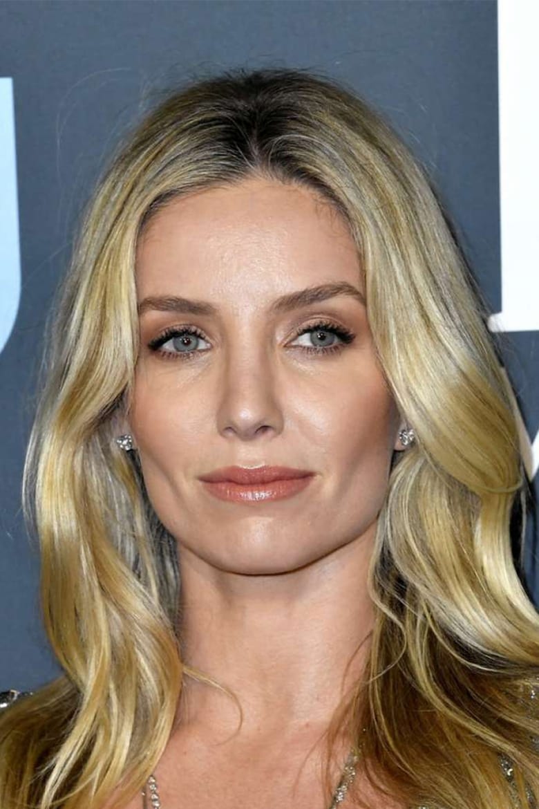 Portrait of Annabelle Wallis